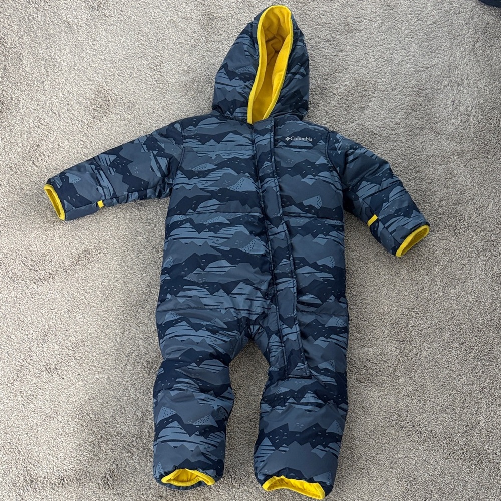EUC toddler Columbia Snowsuit
